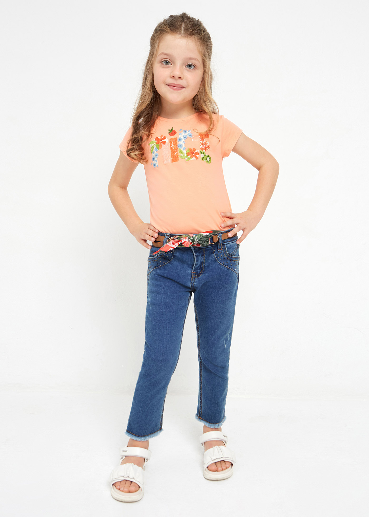 Calça jeans skinny com cinto para meninas