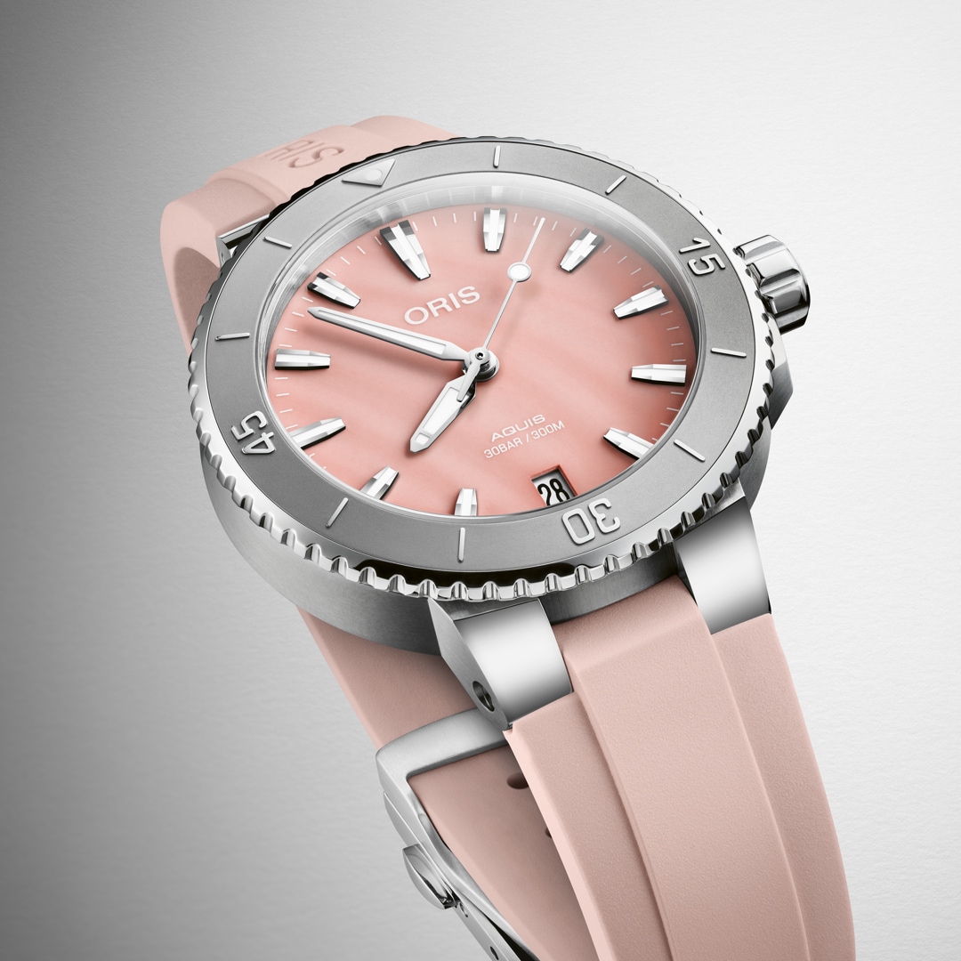 Oris Aquis Date Blush Pink Ø 36.5mm