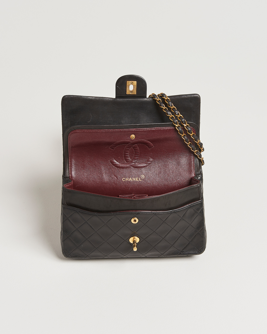 Chanel Pre-Owned Classic Double Flap Medium Lambskin Black