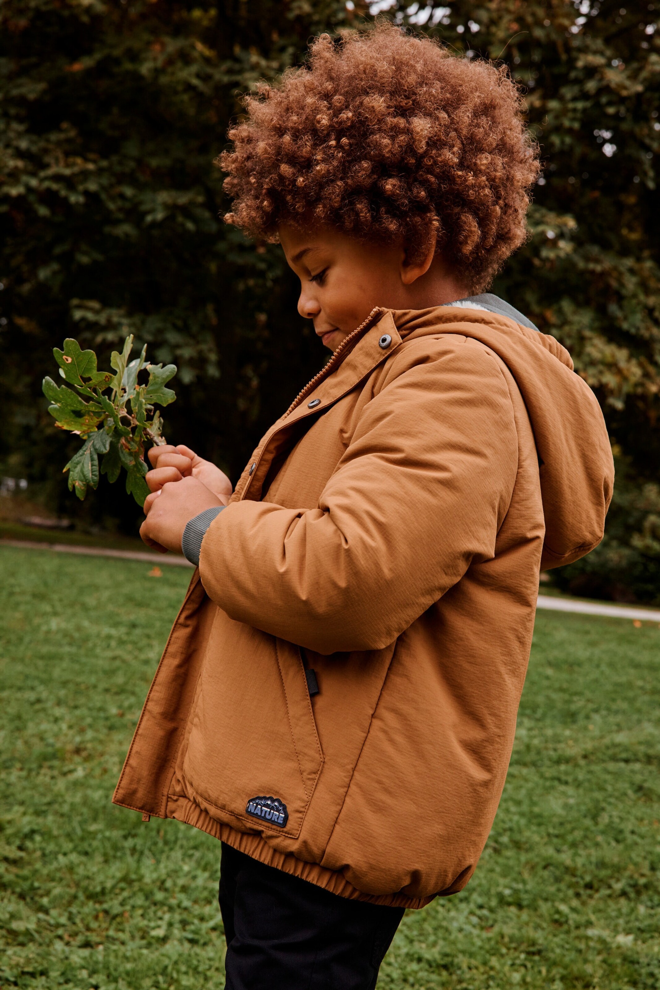 Vertbaudet Jungen Winterjacke mit Kapuze und Webpelzfutter, Recycling-Polyester bronze