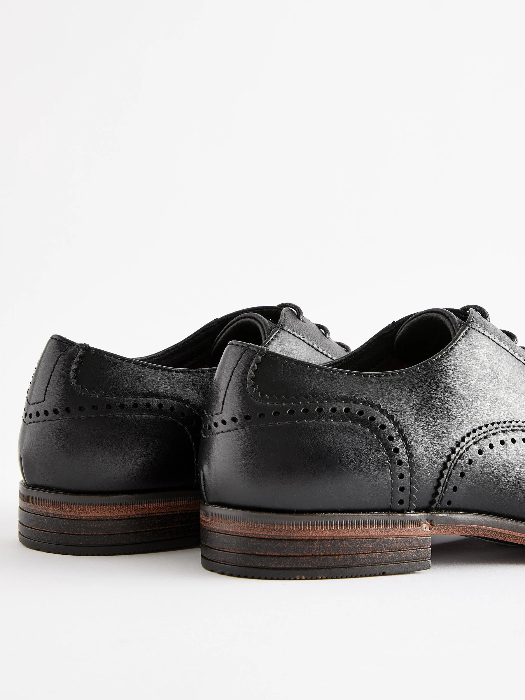 Zwart - Oxford-schoenen met neusstuk