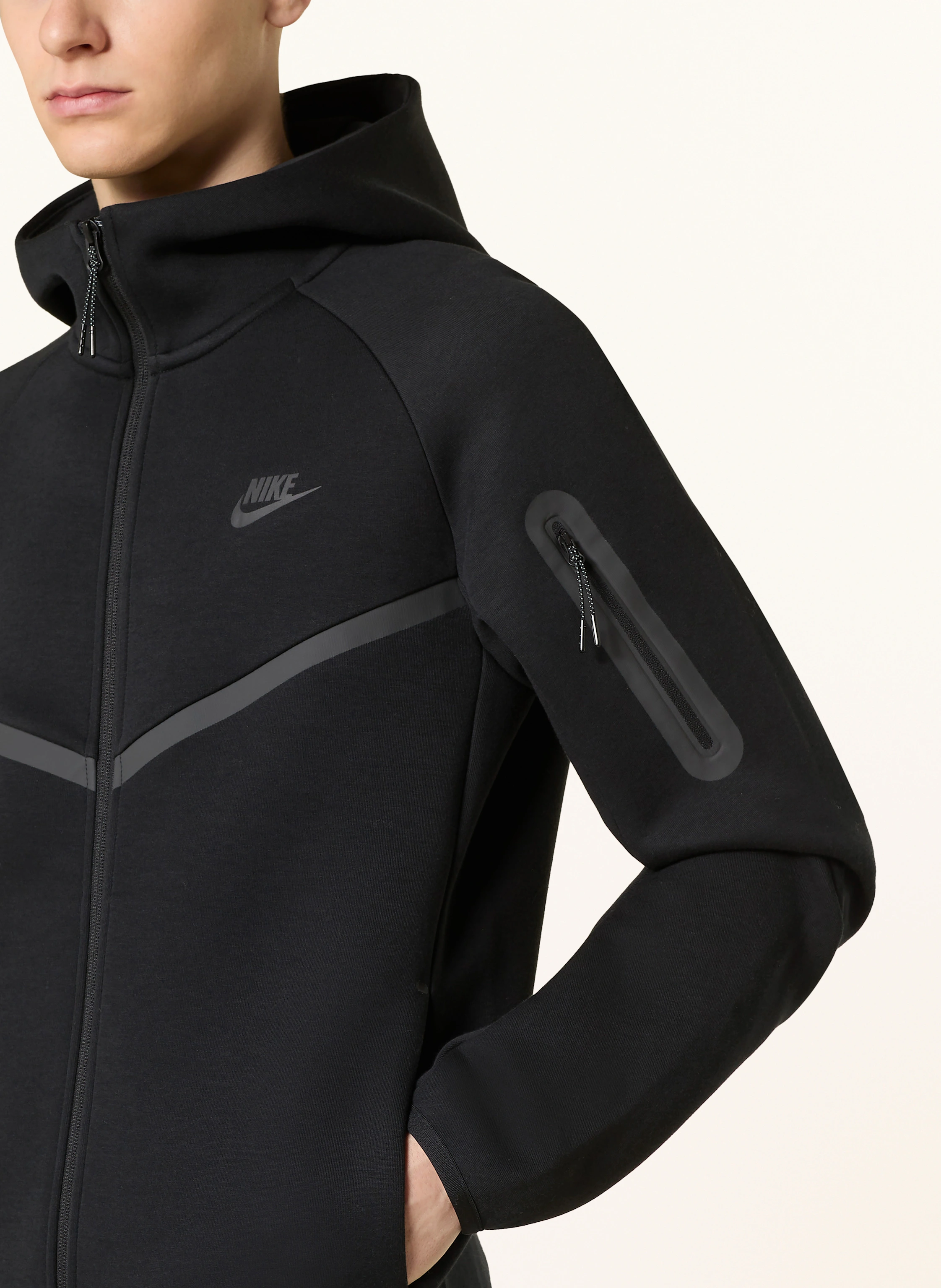 Nike Hoodie TECH FLEECE