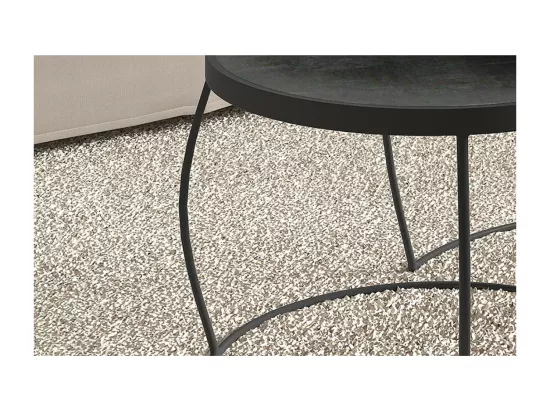 Table basse gigogne ronde en bois massif exotique. Finition noir. Collection LARSON.