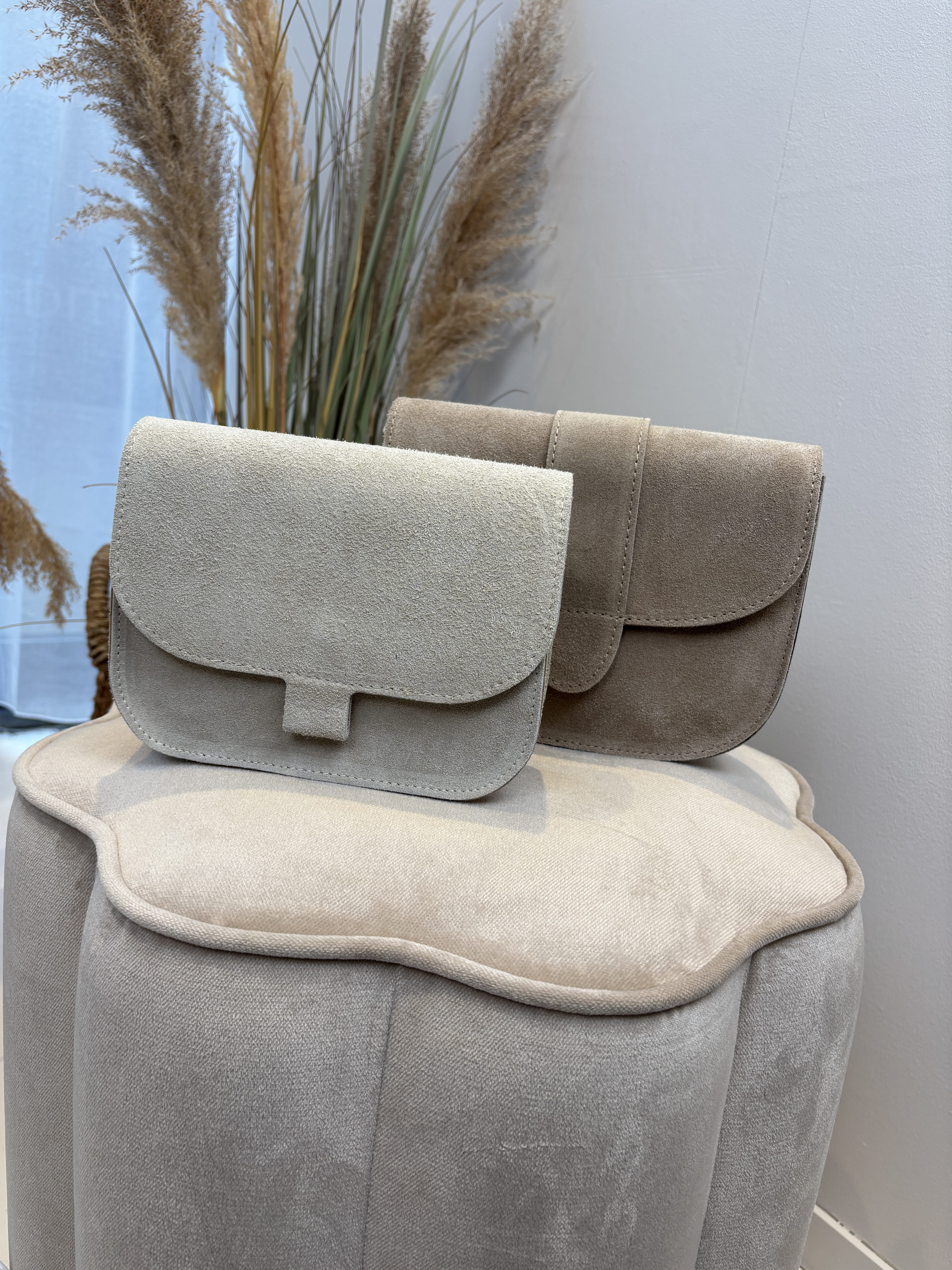 Maan Bag - Suede Zand