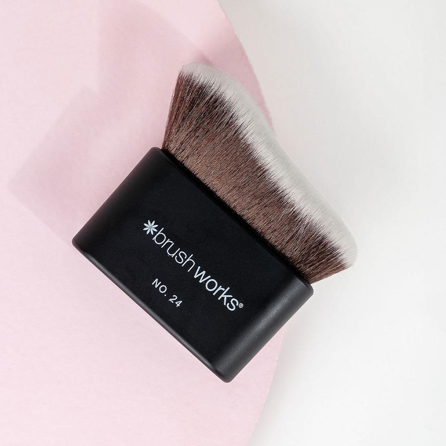 Brushworks No. 24 Blending Face & Body Brush