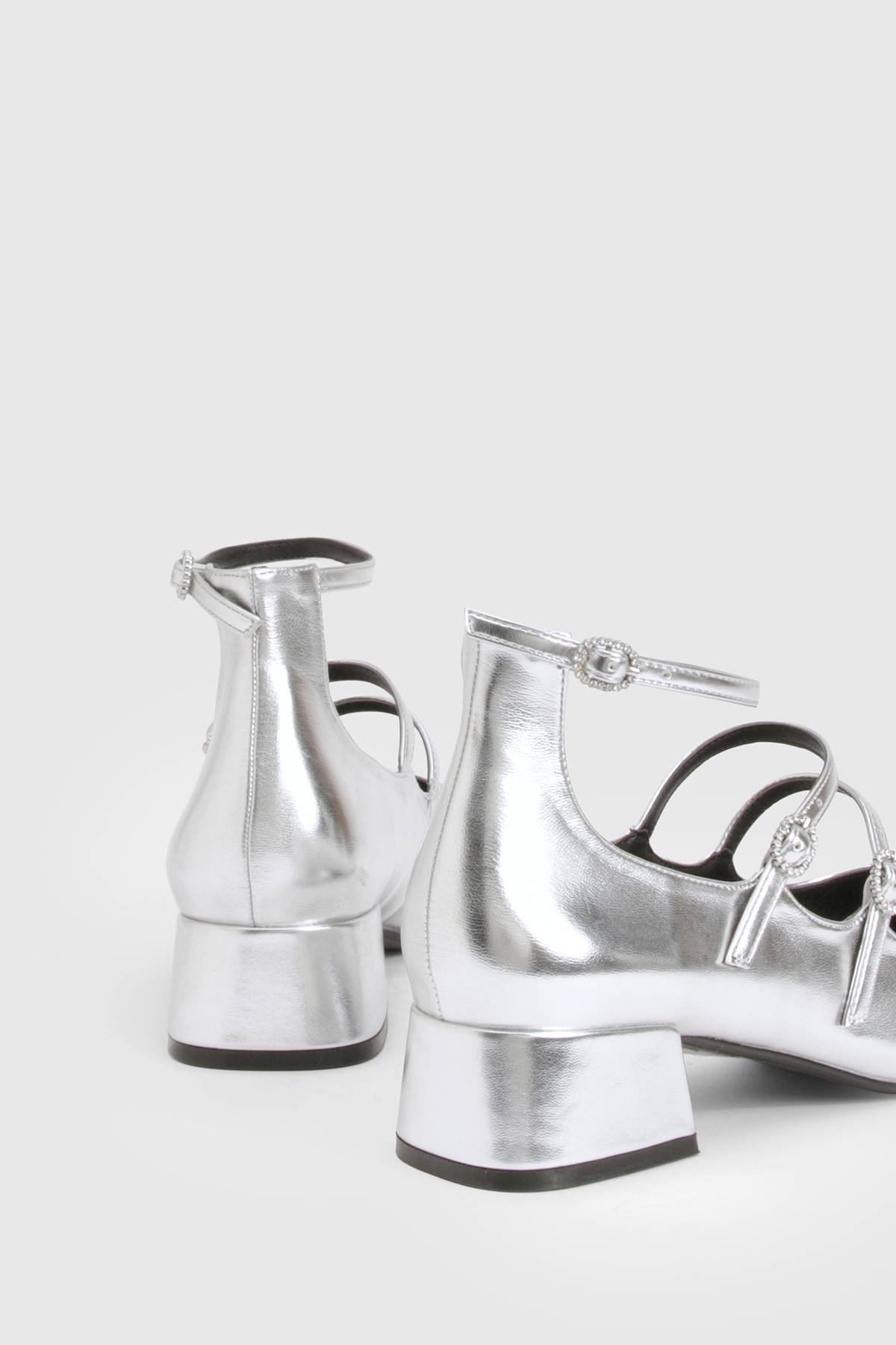 boohoo Chaussures Mary Jane à bout carré et trois brides