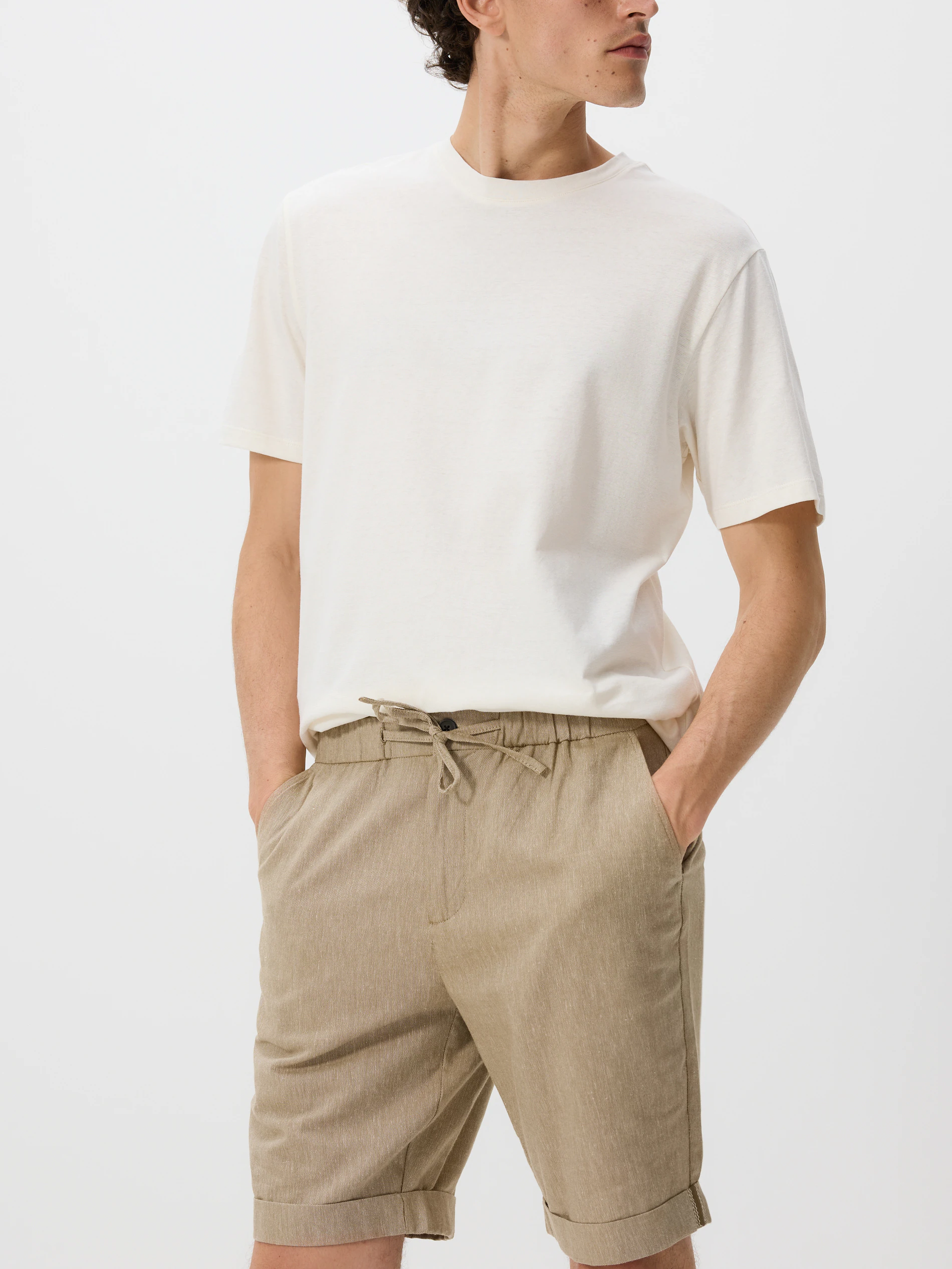 Regular Shorts mit Leinenanteil