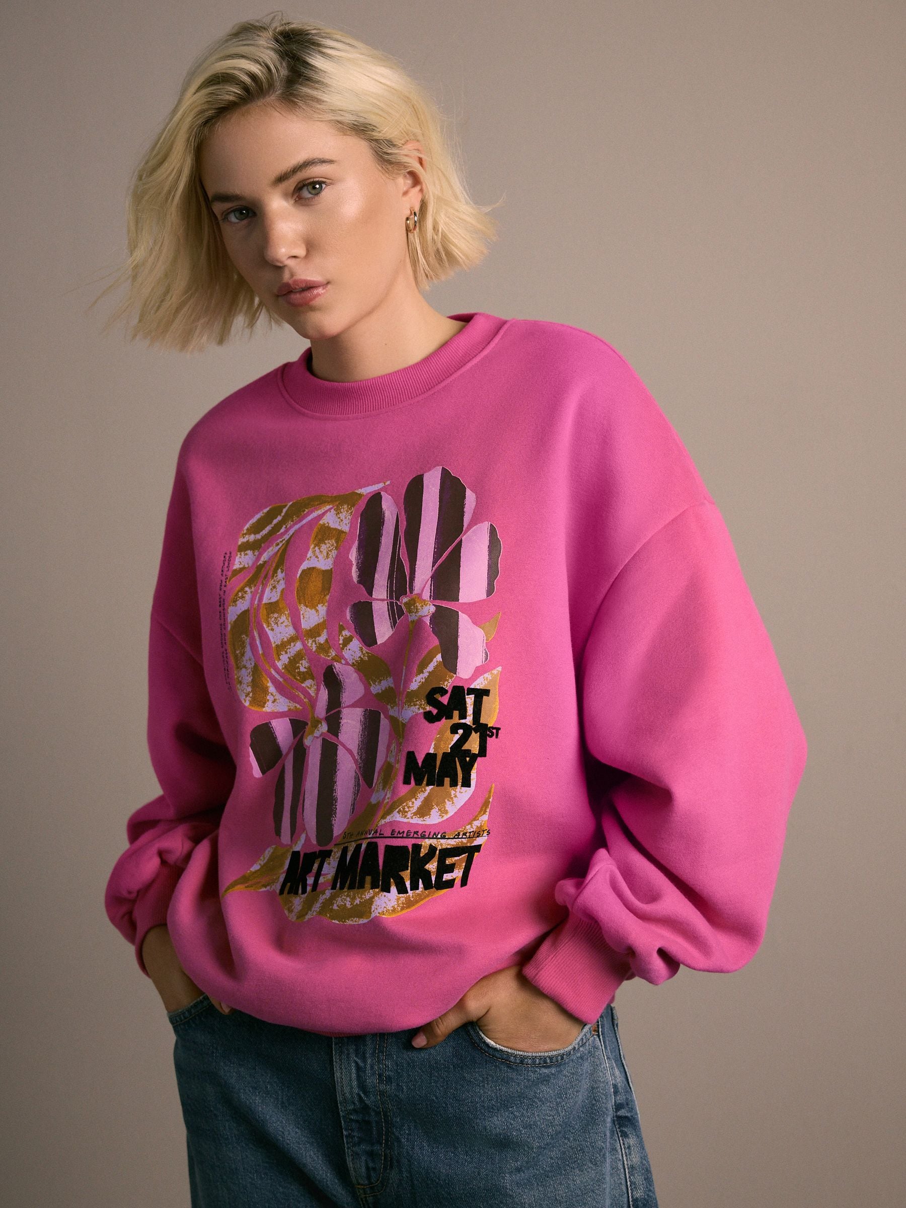 Roze - Cotton Rich Fruit Art Graphic Longsleeve Crewneck Sweatshirt