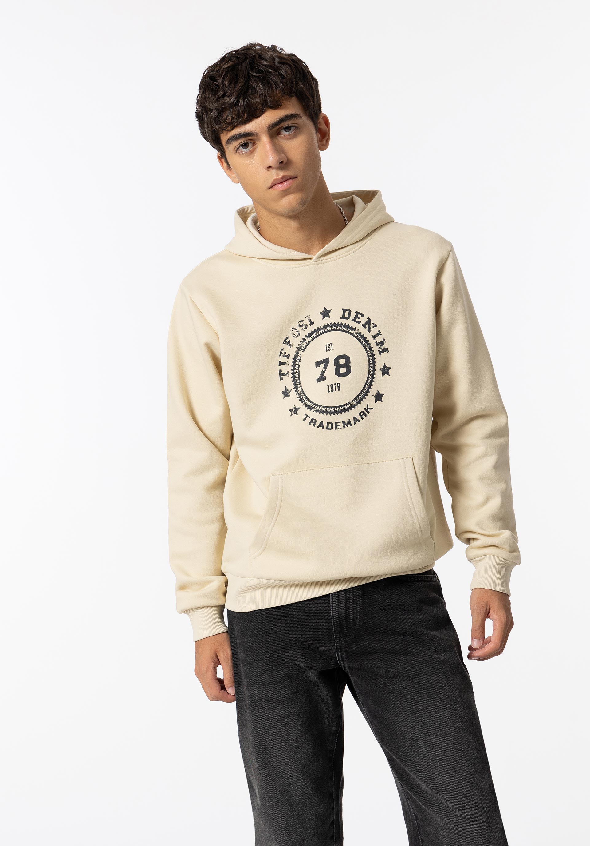 Hoodie com Estampado Frontal