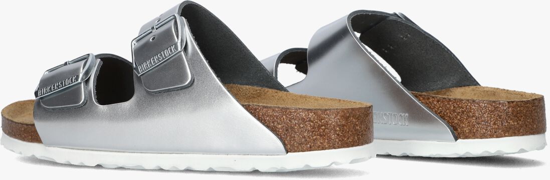 zilveren birkenstock slippers arizona met shine