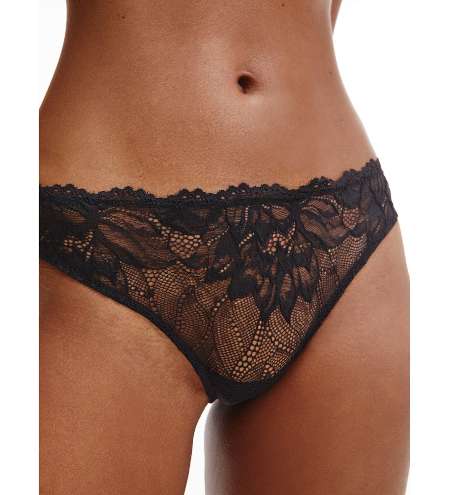Calcinha fio dental Calvin Klein Seductive Comfort preta