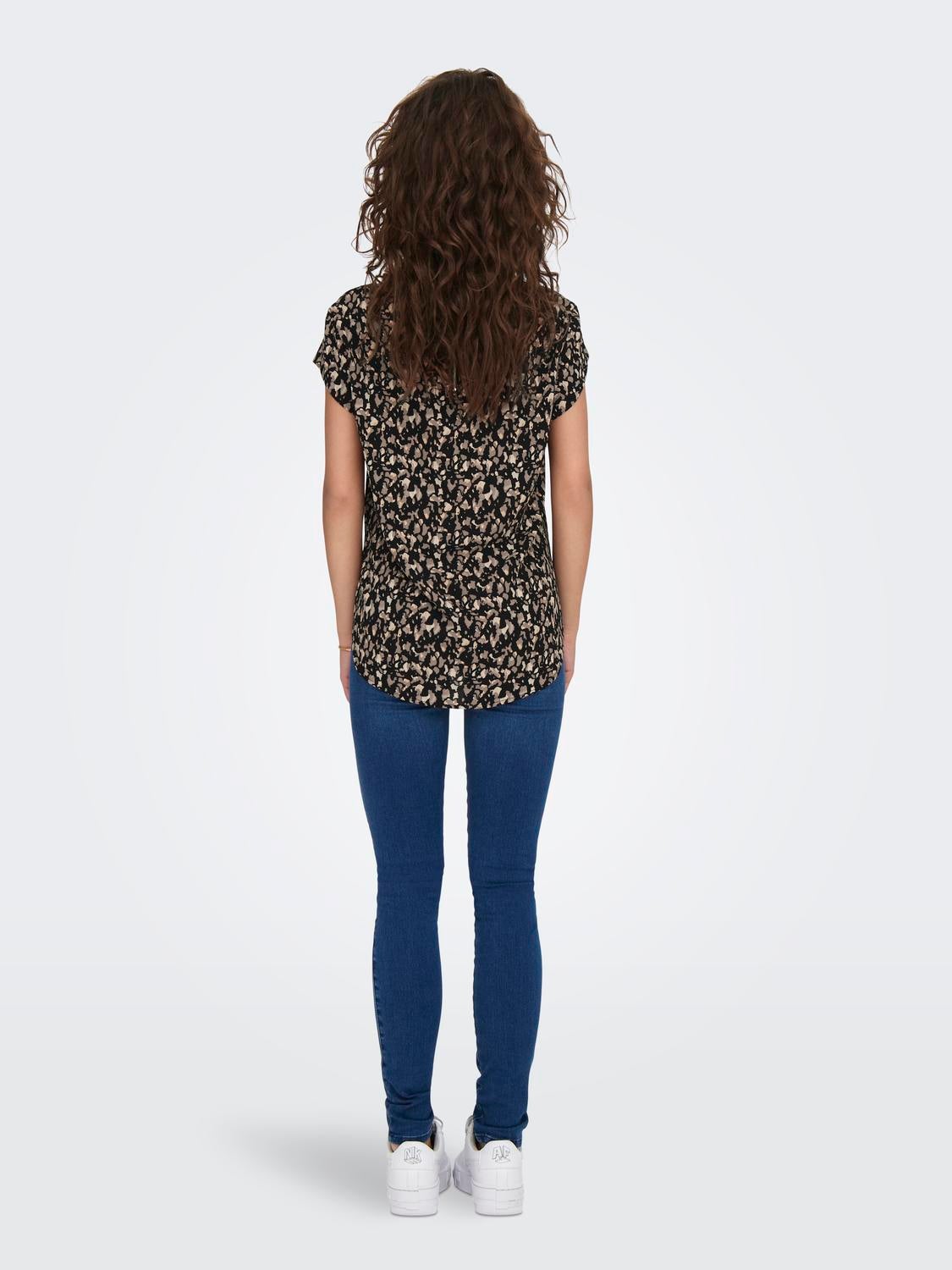 ONLVIC Top Black