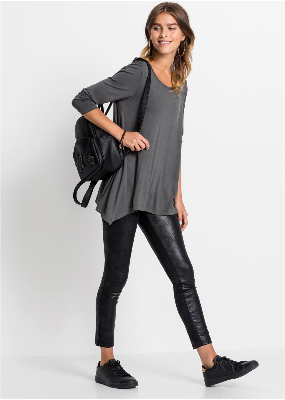 T-shirt long base ample