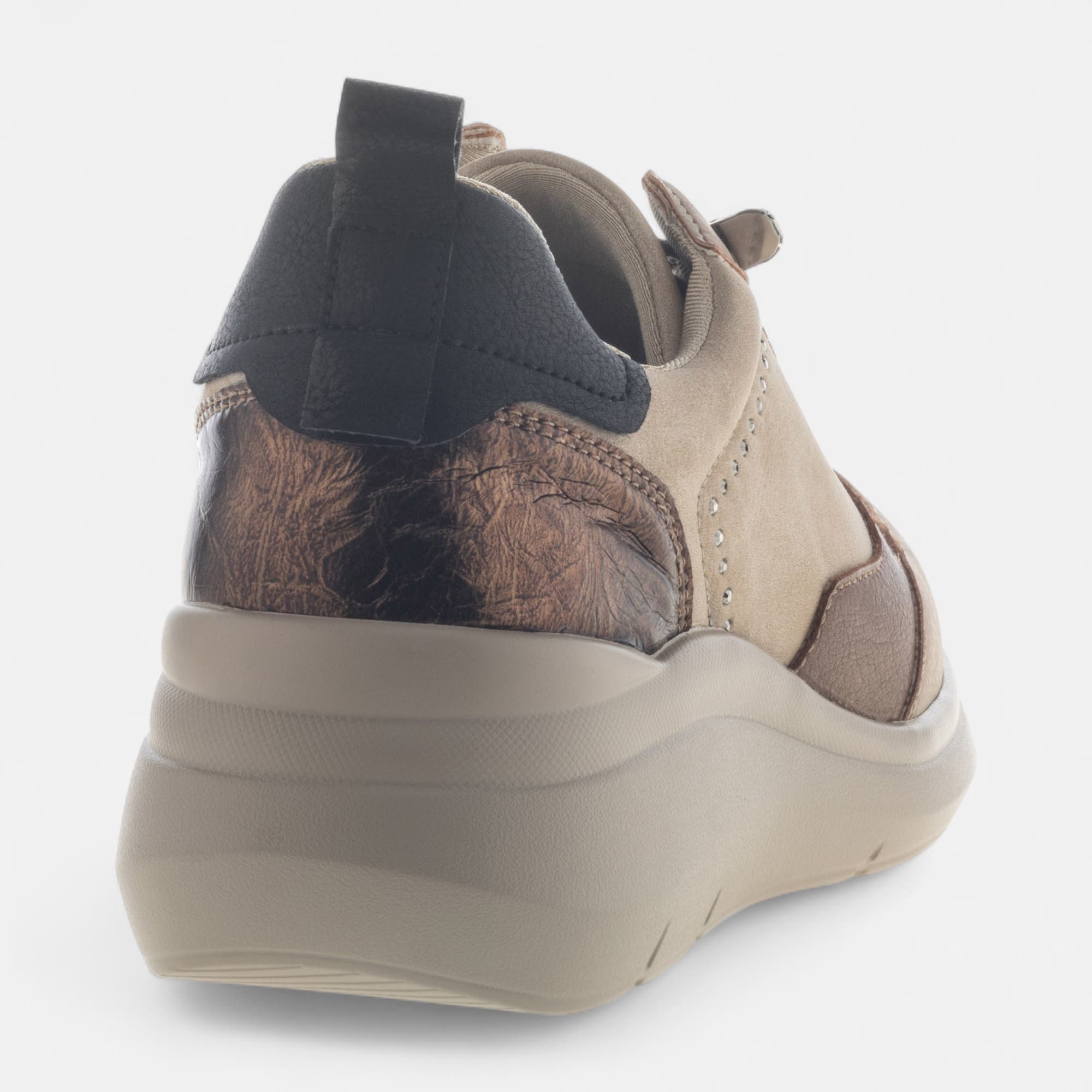 Baskets basses à talon compensé Femme beige