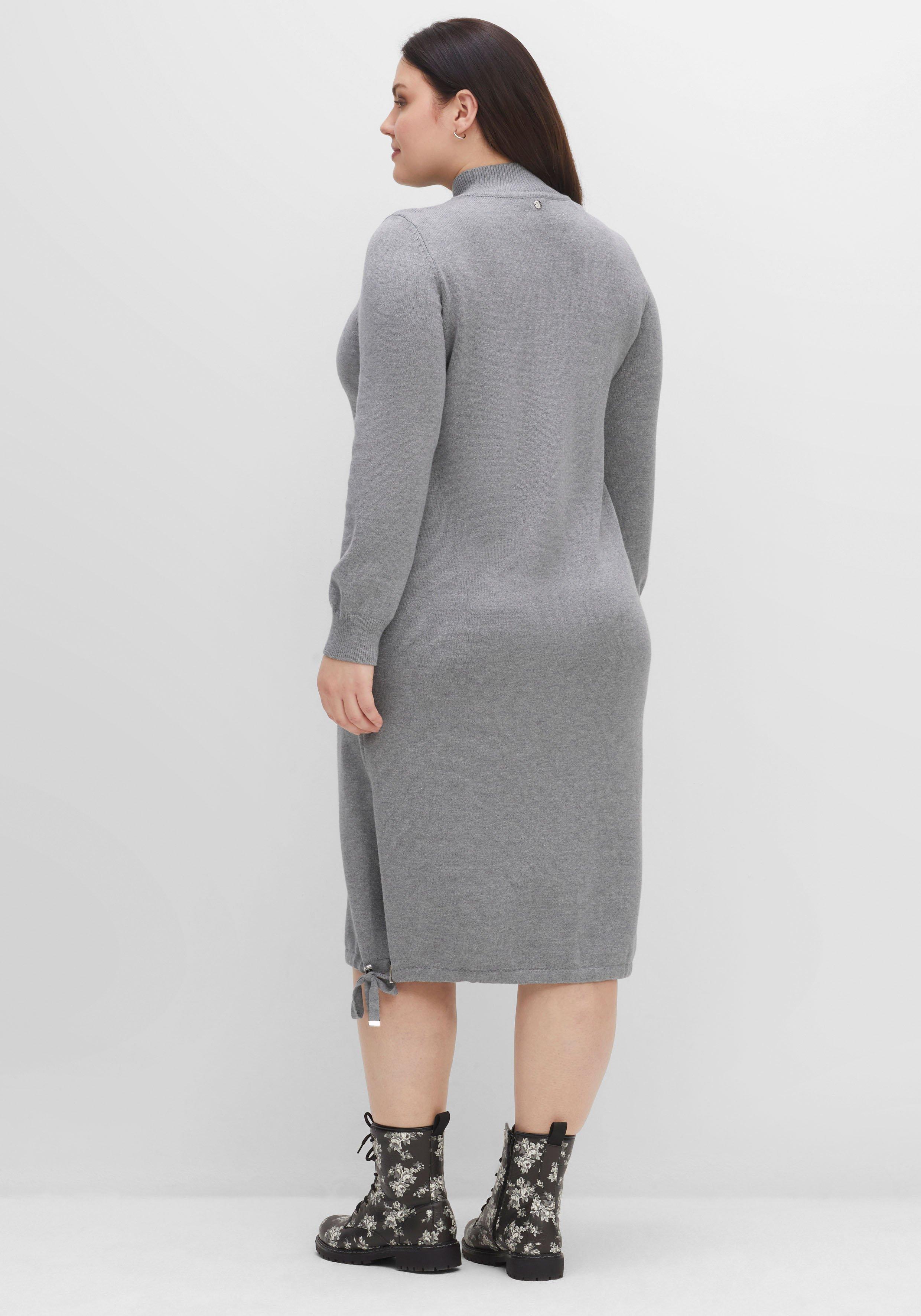 Strickkleid mit Tunnelzug am Saum, in Midilänge