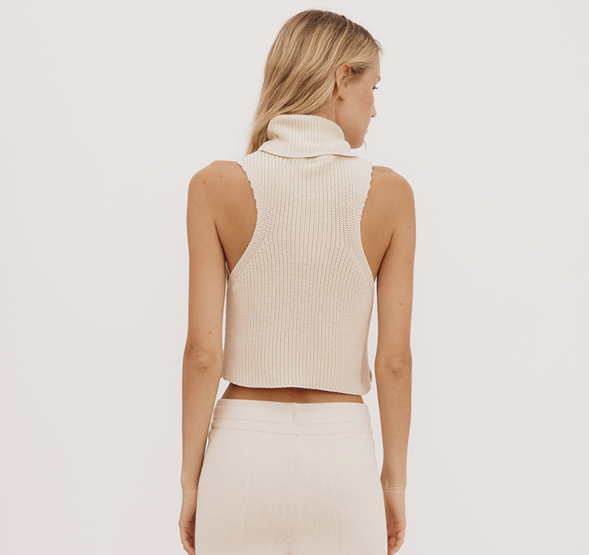 ORGANIC COTTON<br>True Knit Sleeveless Turtleneck
