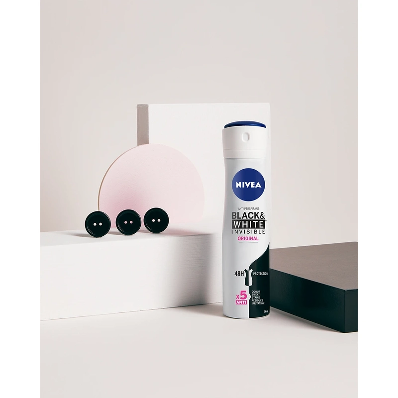 Nivea Black & White Invisible Original Spray 150 ml