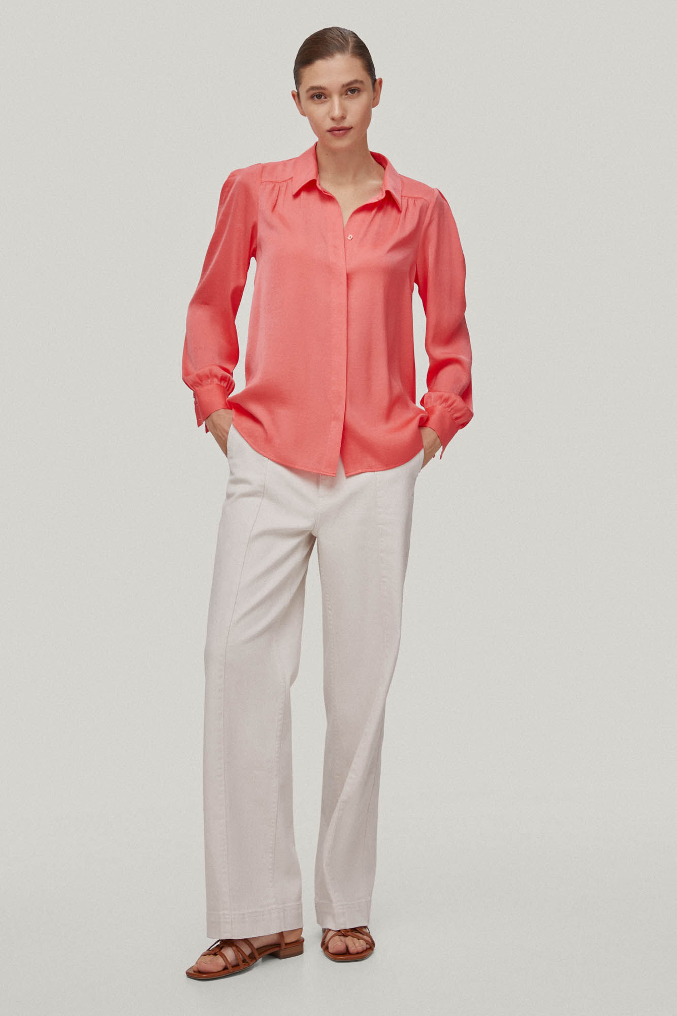 Blusa camisa de cetim - Coral