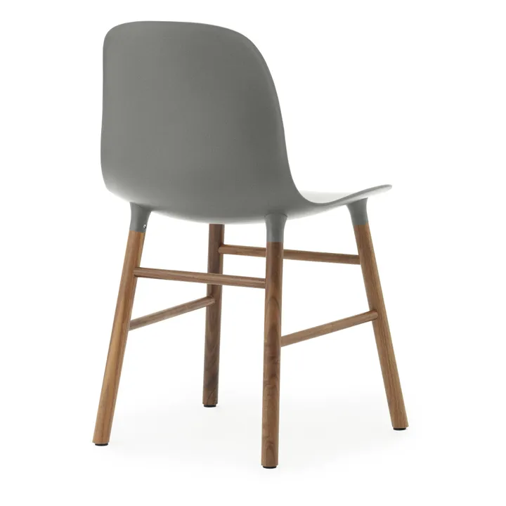 Normann Copenhagen Chaise Form en noyer | Gris