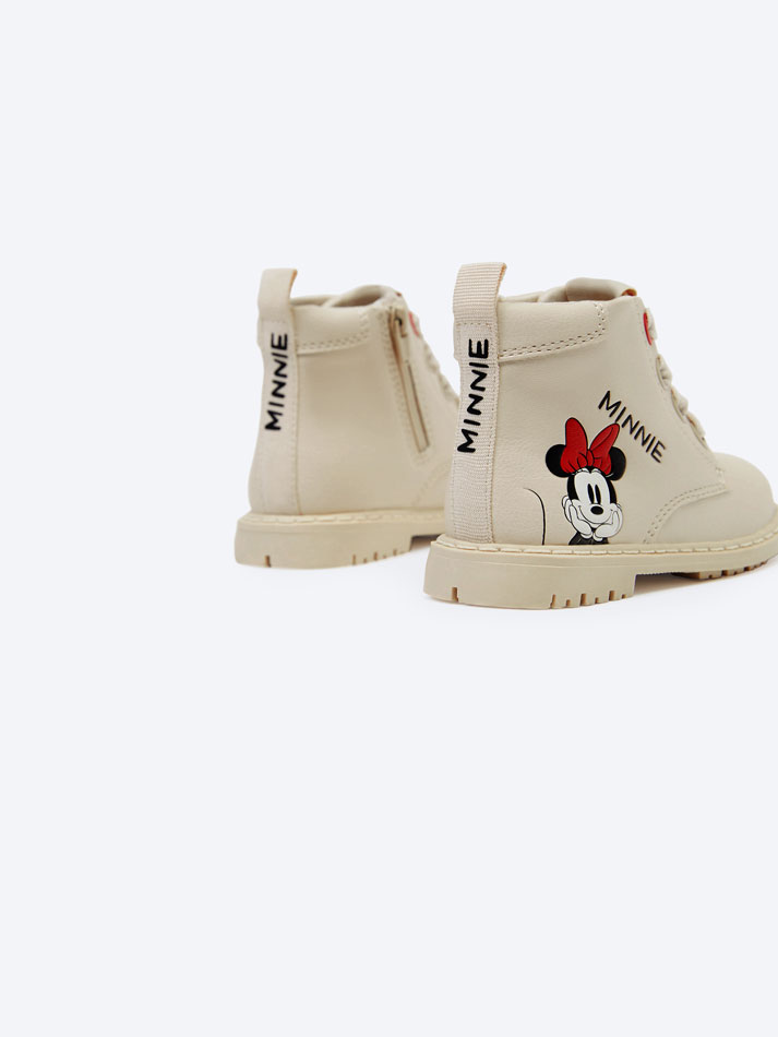 Bota da Minnie Mouse ©DS - Raw