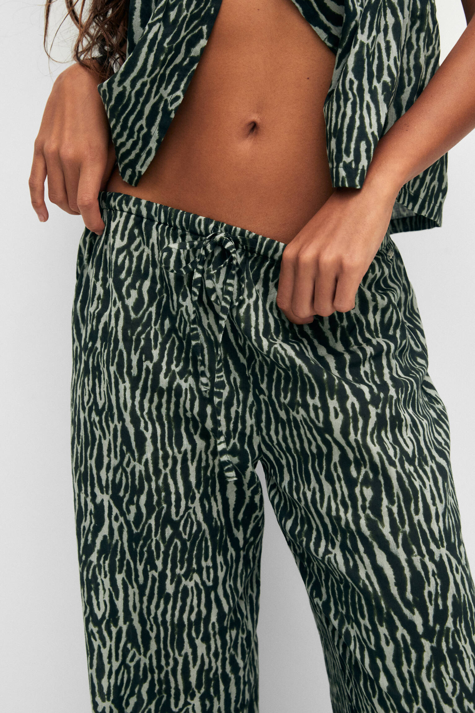 CALÇA TIE-DYE - CÁQUI