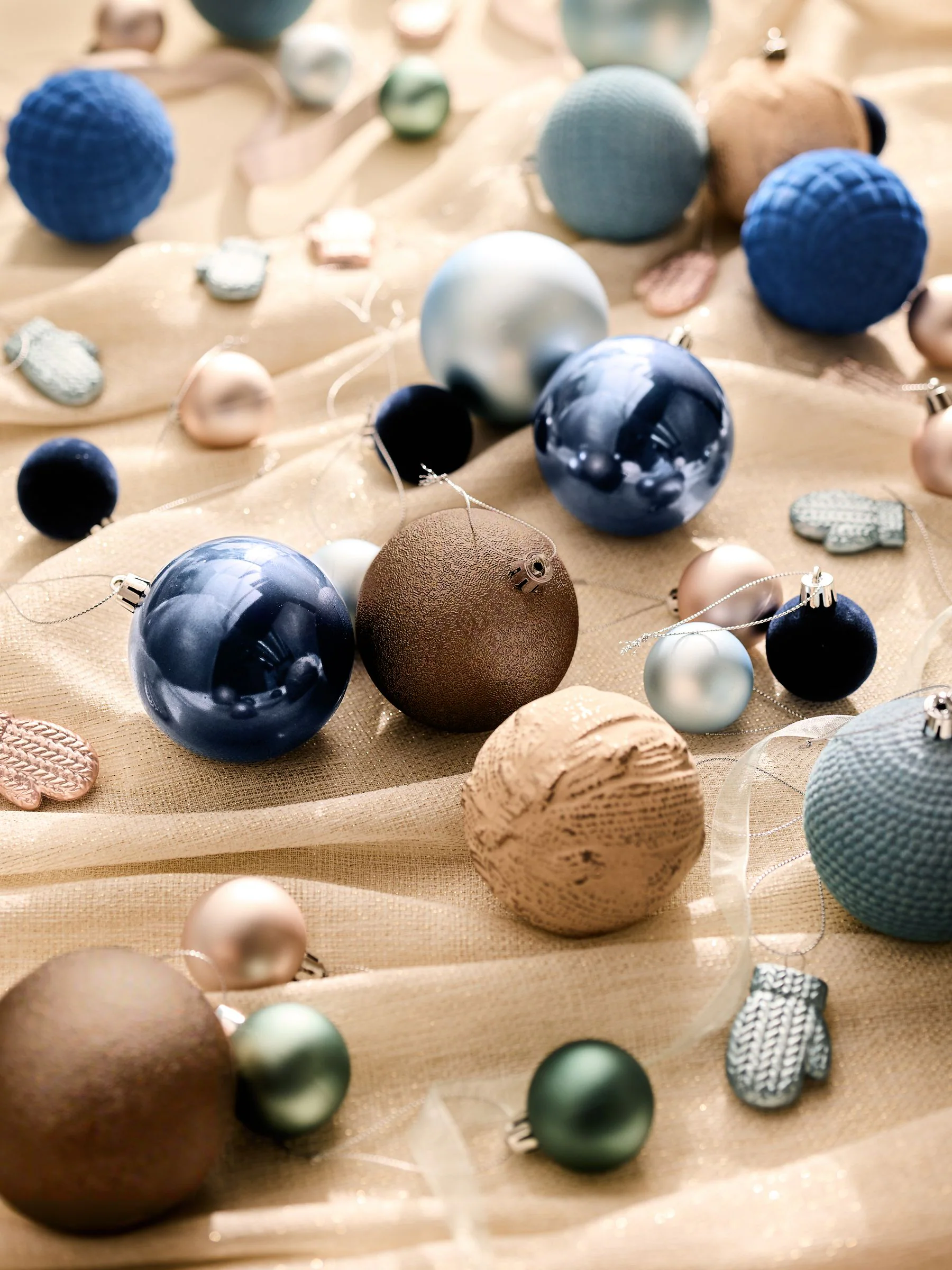 Set van 50 onbreekbare kerstballen