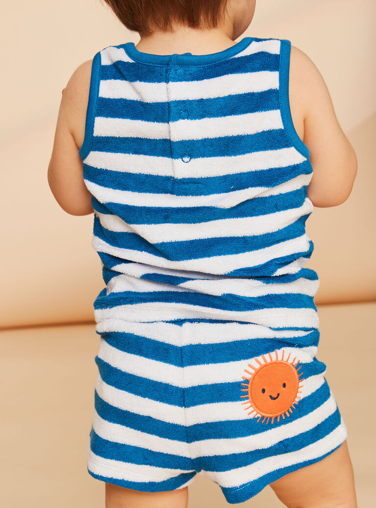 Débardeur et short bleu à imprimé à rayures
