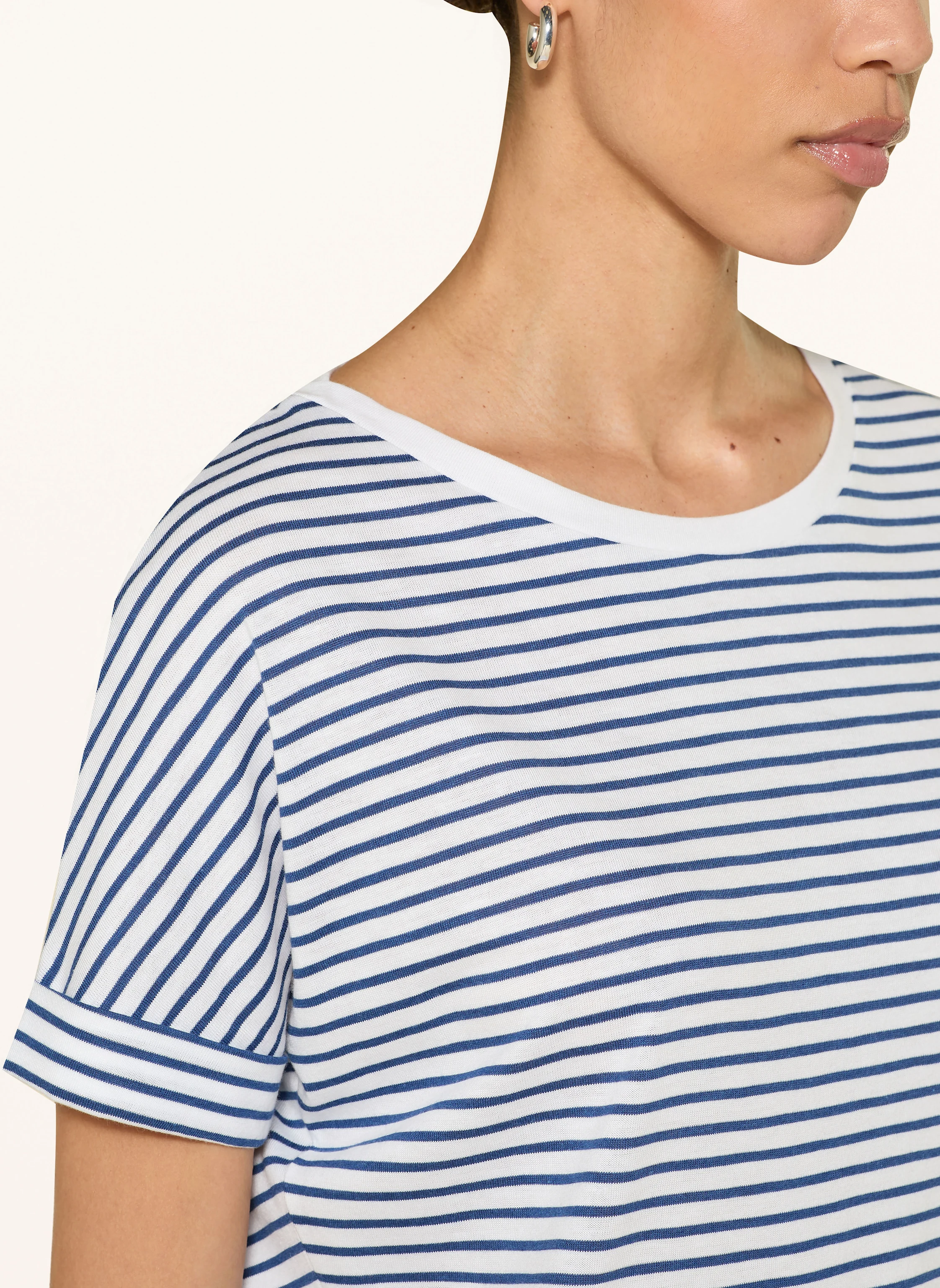 windsor. T-Shirt
