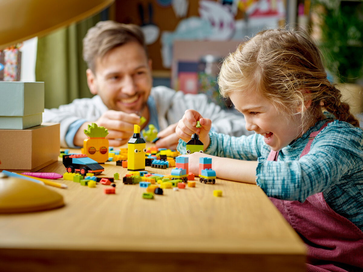 Lego Classic - Kreativt Sjov Med Neonfarver - 11027