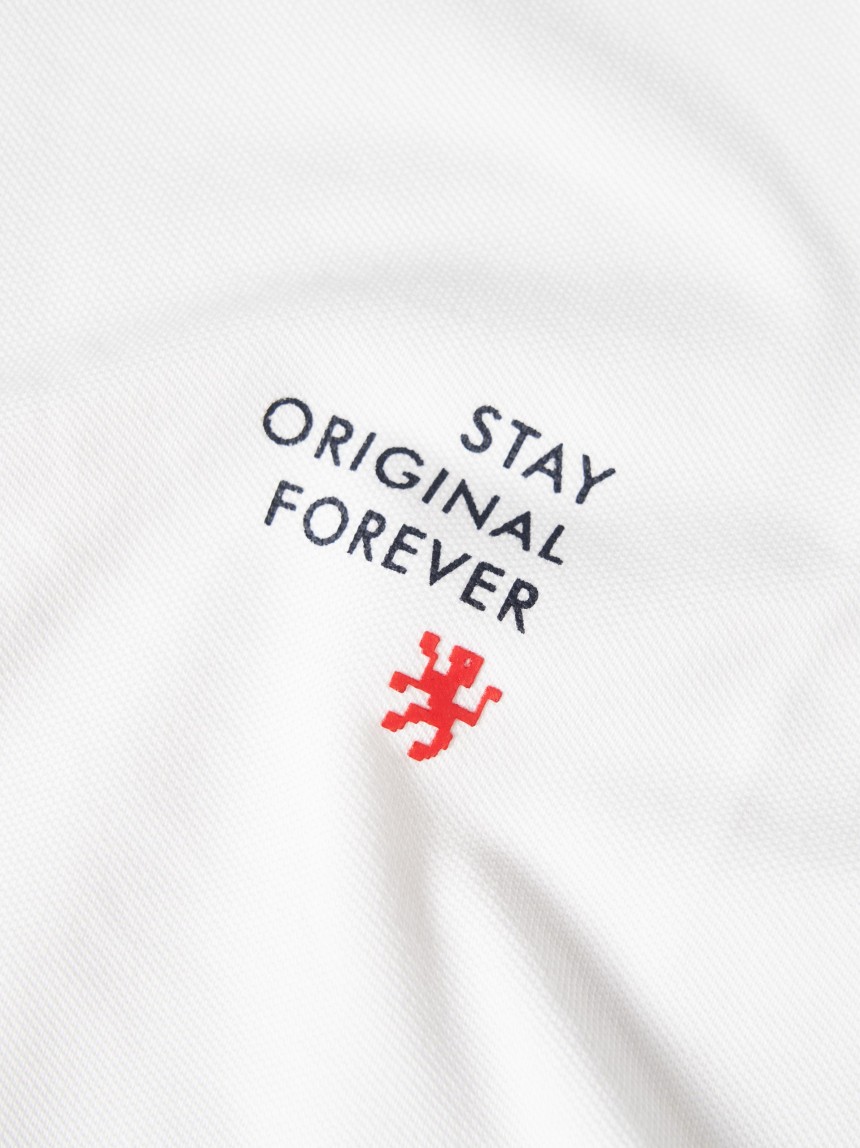 Polo piqué regular fit com riscas