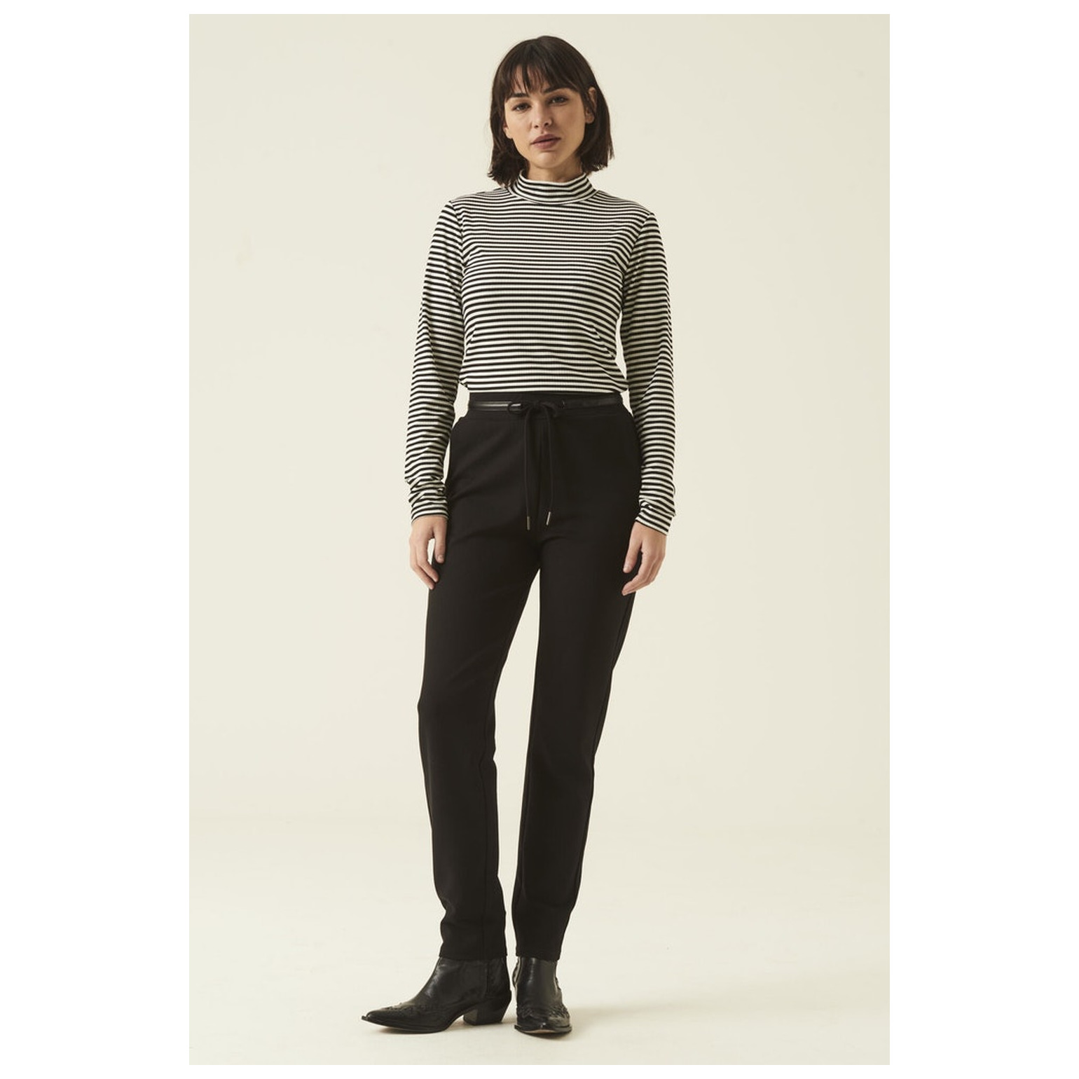 Garcia Z0004_ladies pants