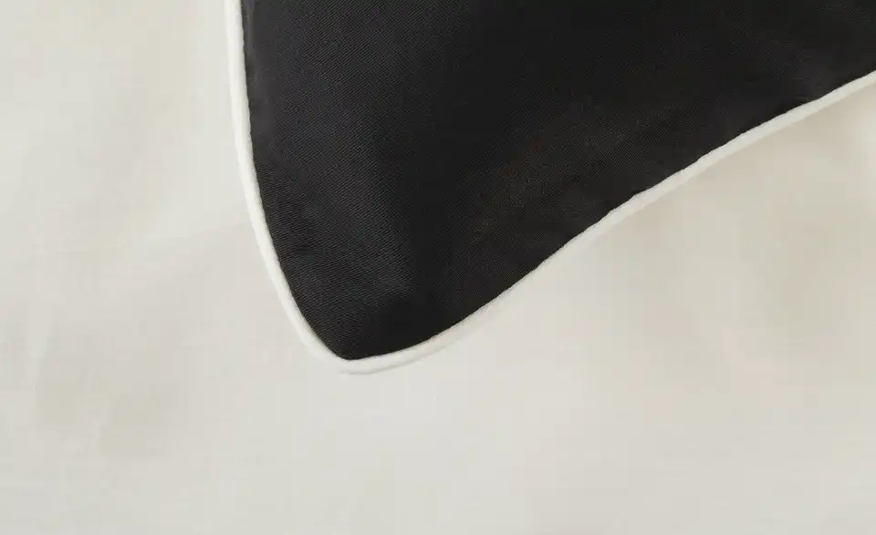 como Satin Wende-Bettwäsche Satin Piping Schwarz 135x200 cm, 80x80 cm