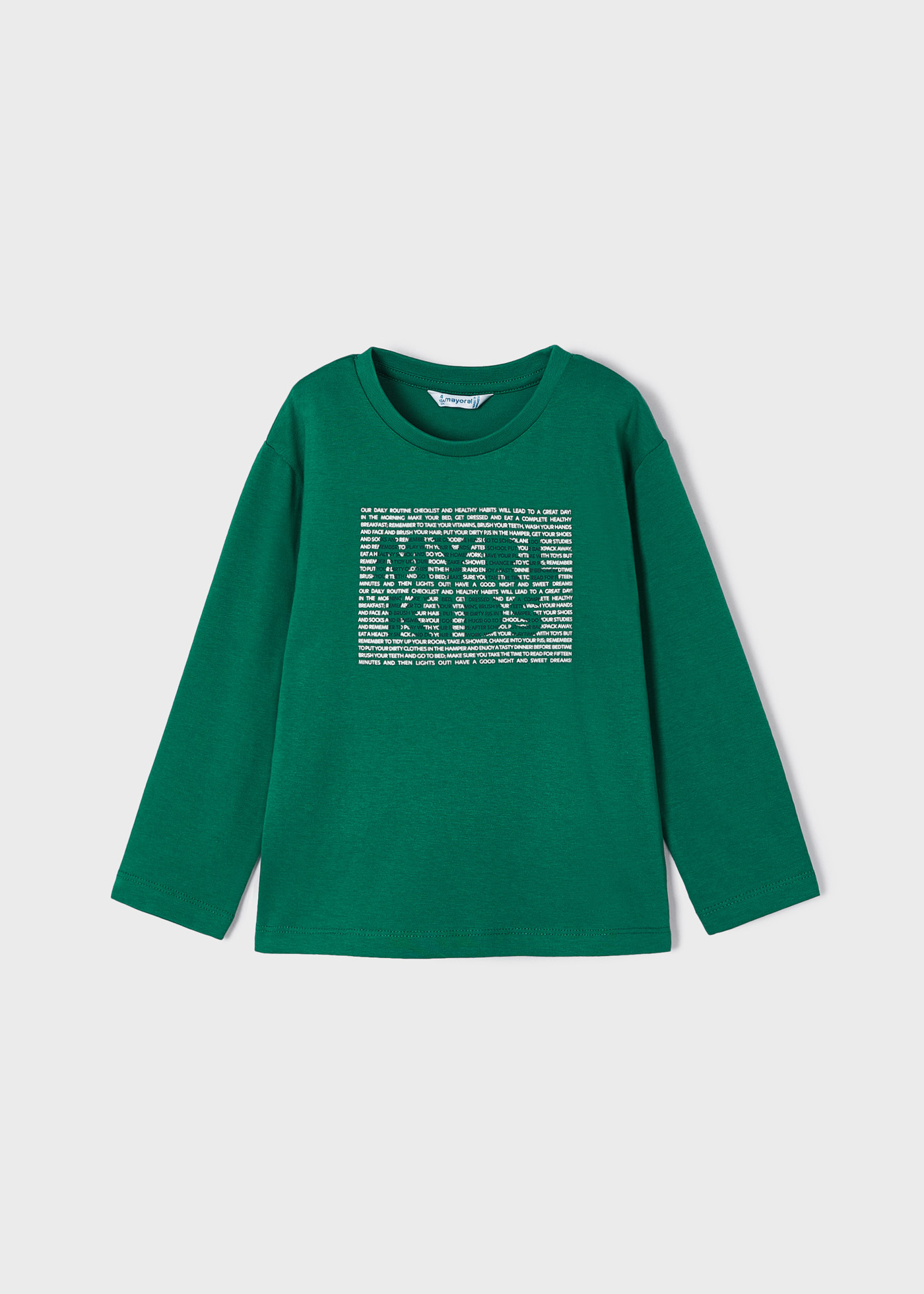 Camiseta Better Cotton com estampa de letras para meninos