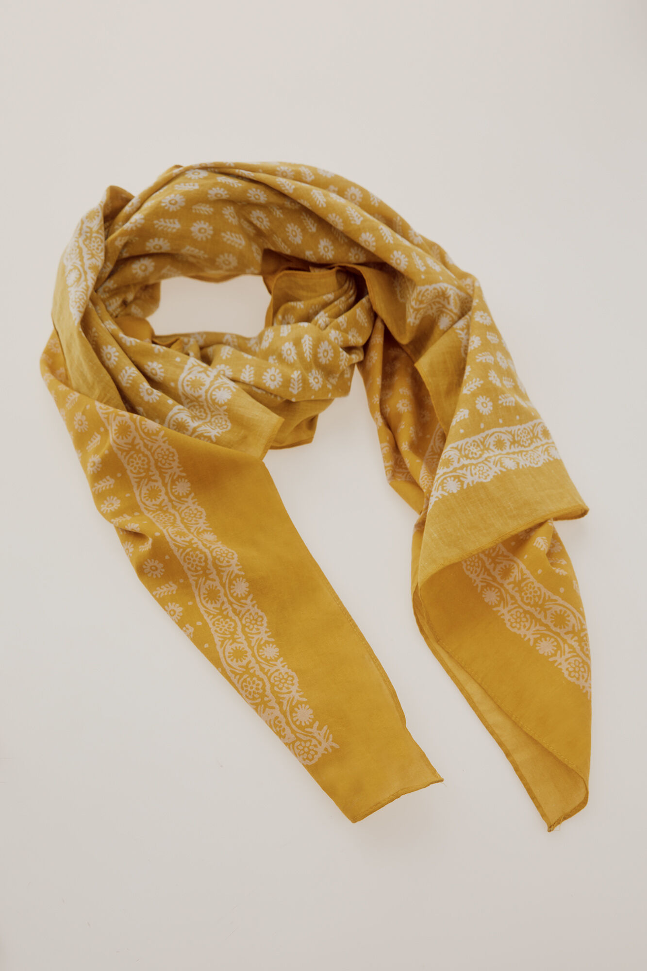 Pareô estampado - Dourado