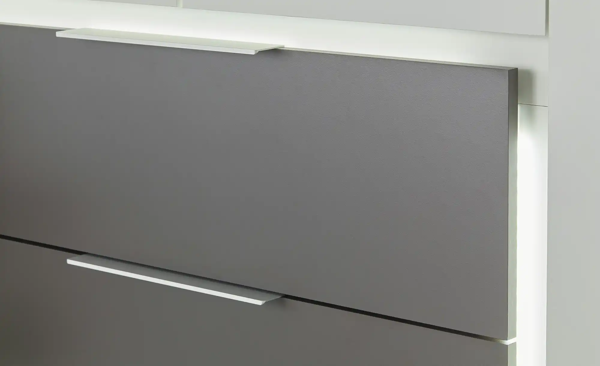 Kleiderschrank Lamport
