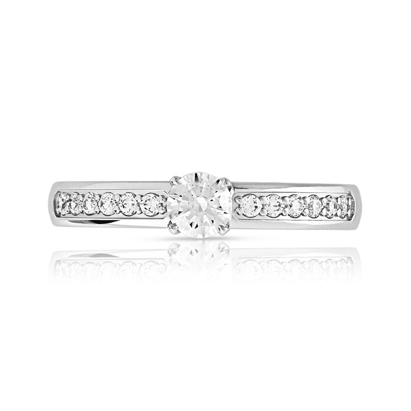 Bague solitaire or 750 blanc diamants