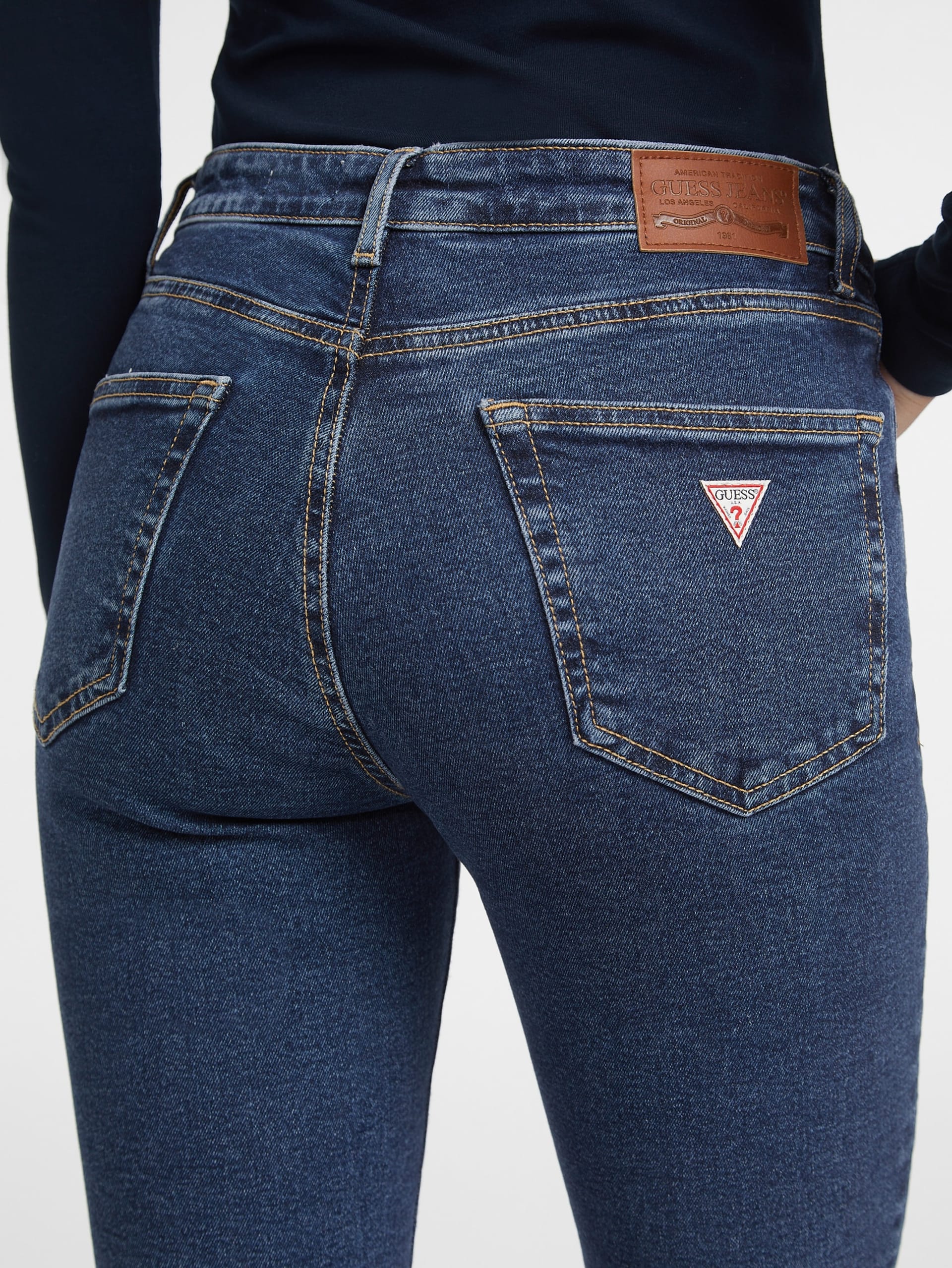 Calça jeans skinny de cintura alta G05