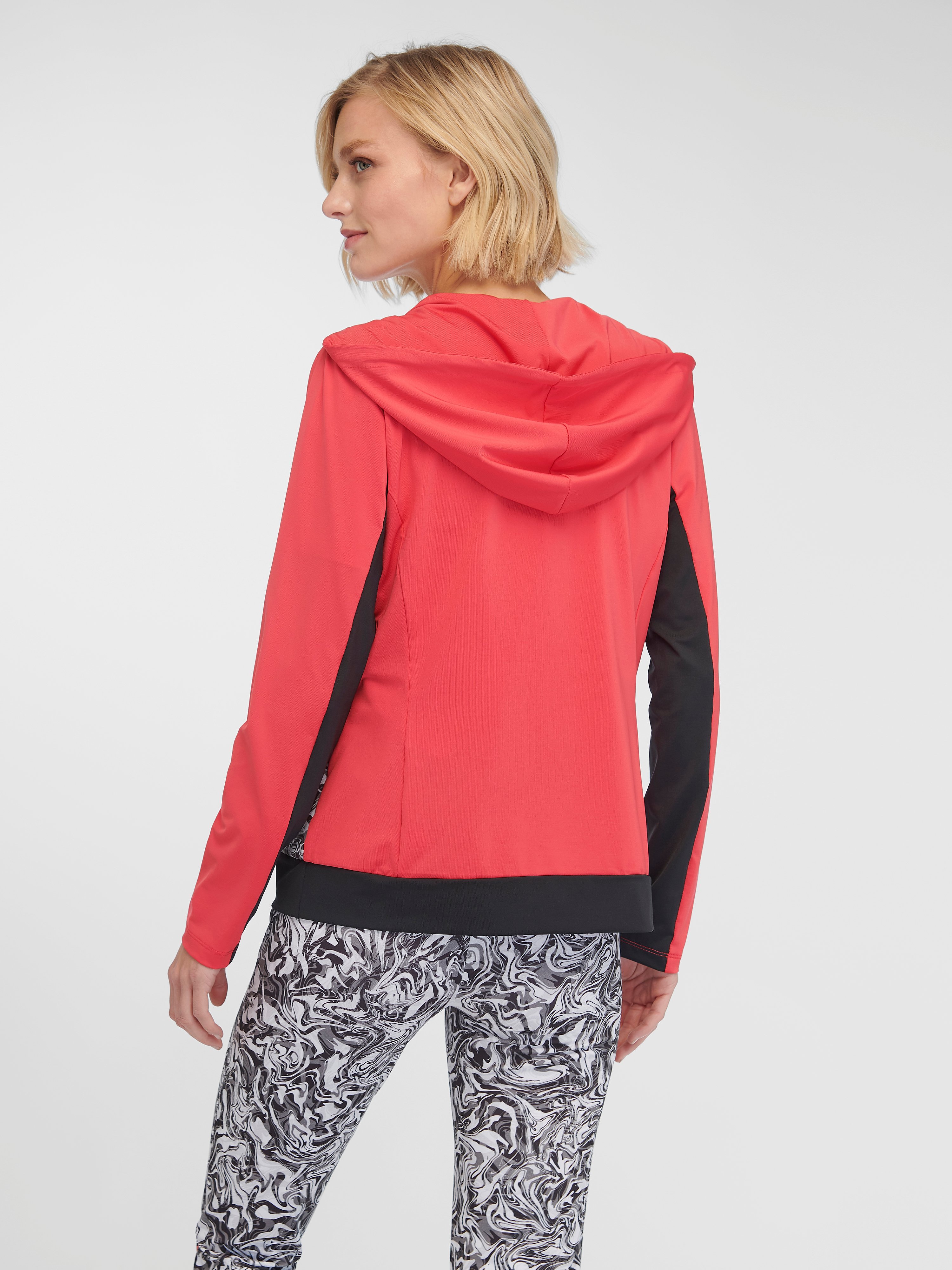 Jacke mit Kapuze