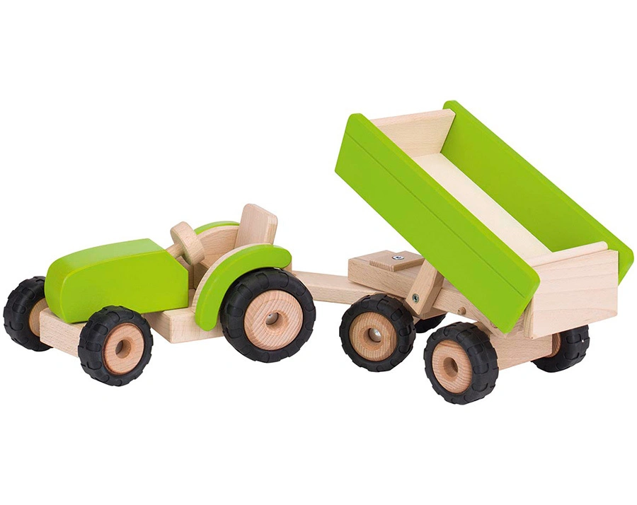 Traktor mit Anhänger in hellgrün