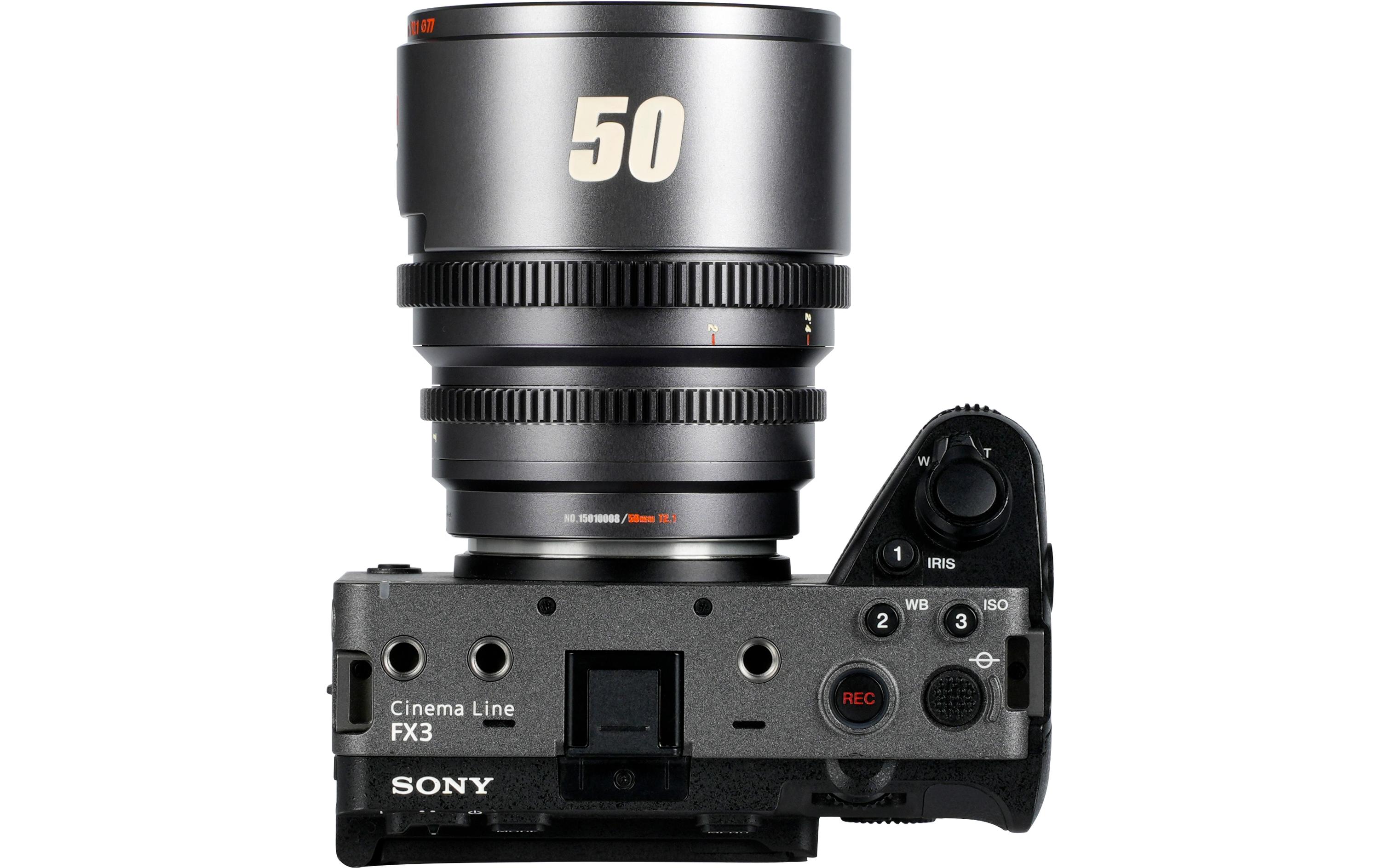 Festbrennweite 50mm T/2.1 – Sony E-Mount<br>Kompaktes, leichtes Objektiv für Kameras mit Super35-Sensoren
