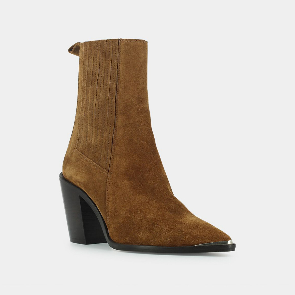 JONAK<br>Botas com salto largo e bico fino Basama