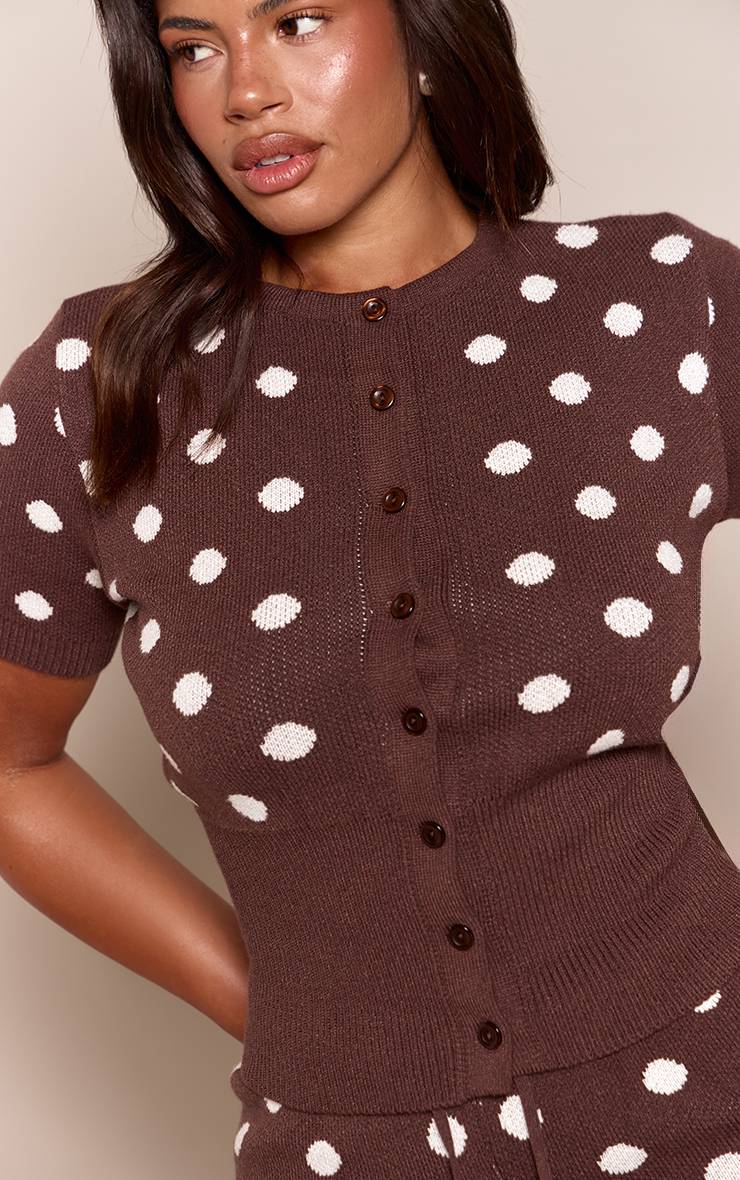 Crème Gilet Court Cintré À Pois Et Manches Courtes