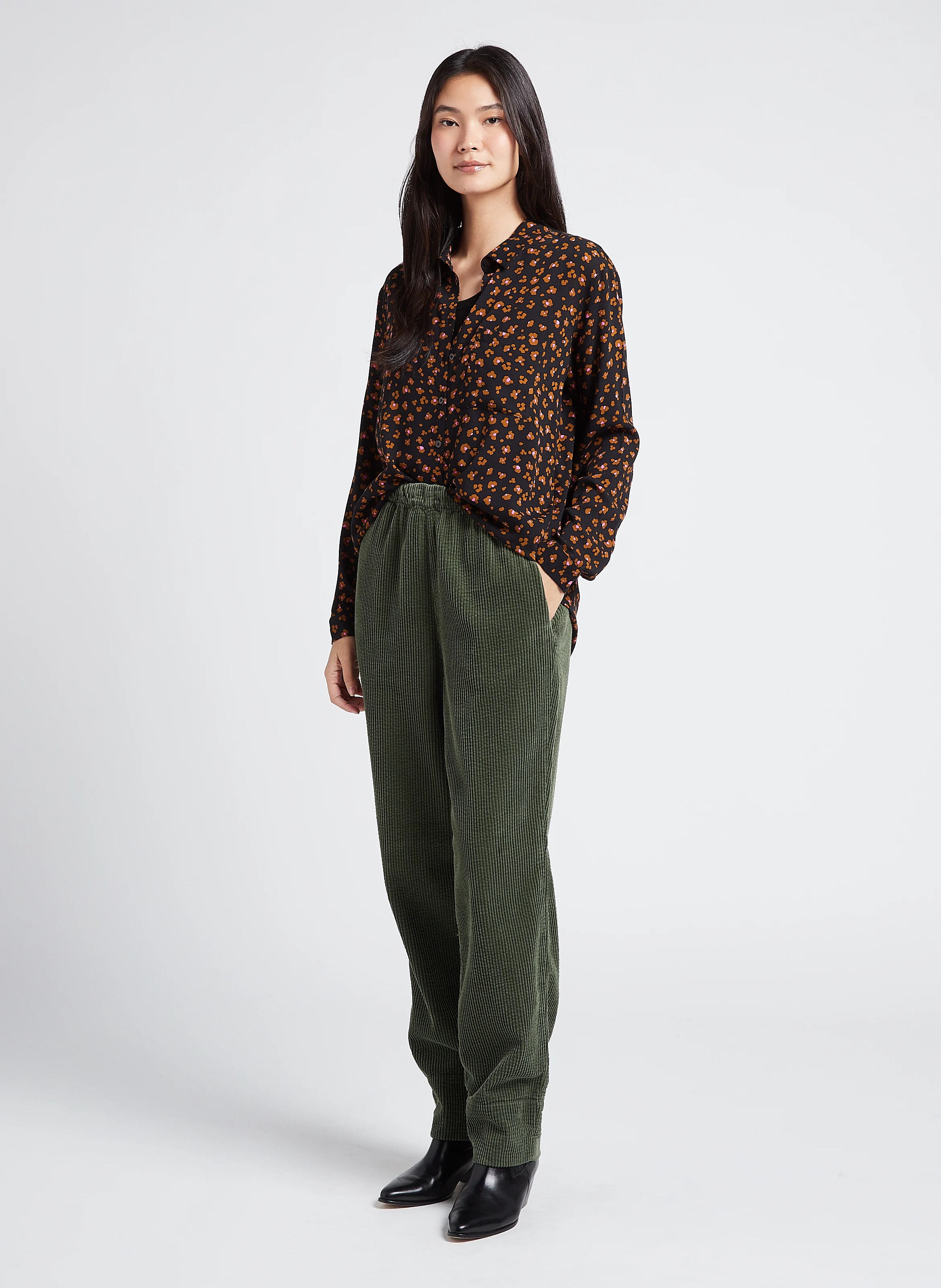 SAPHIR - Pantalon droit en velours côtelé | Vert