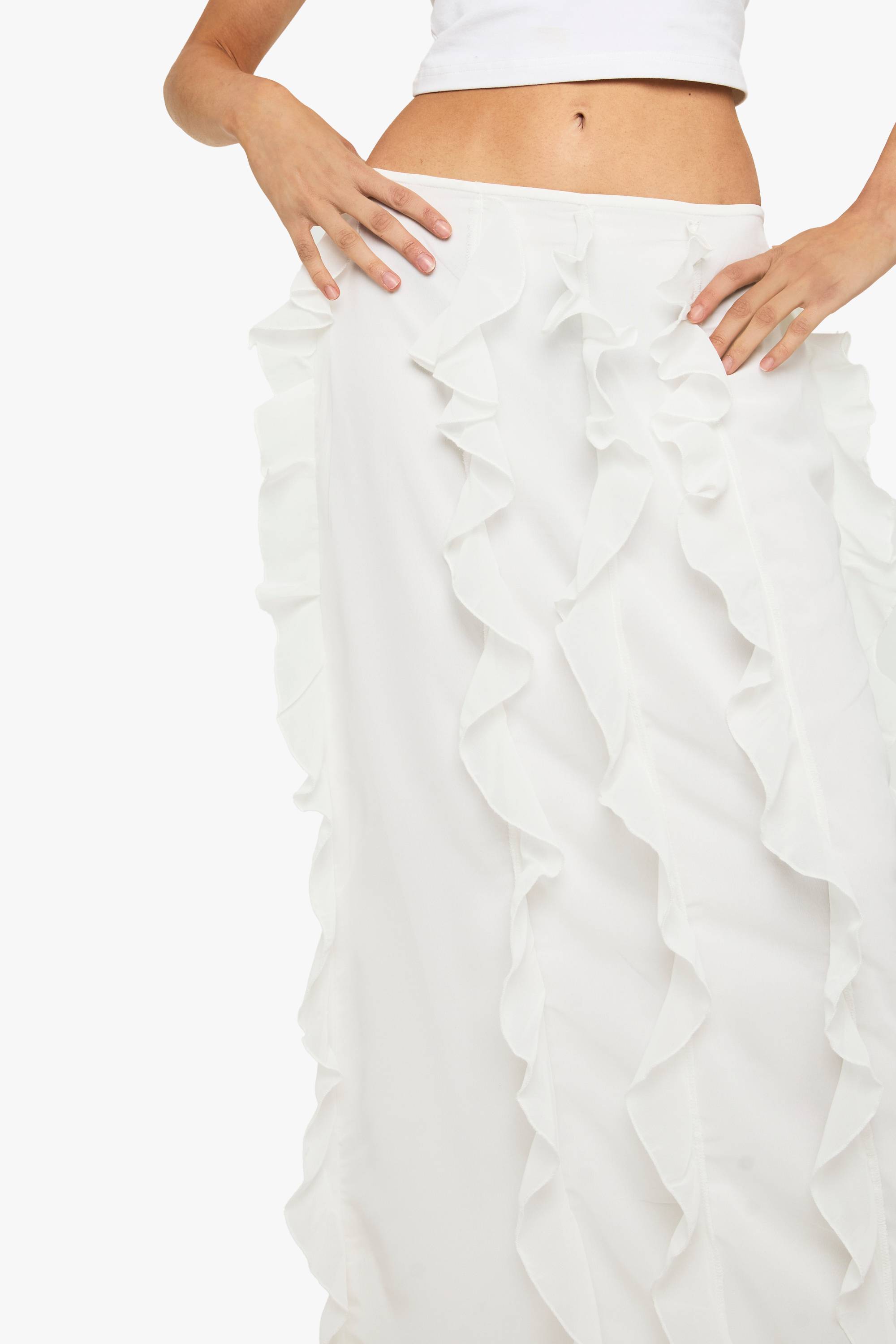 boohoo Jupe maxi en mousseline à volants