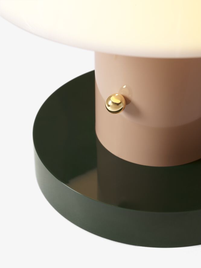 &Tradition Setago JH27 Table Lamp Nude/forest