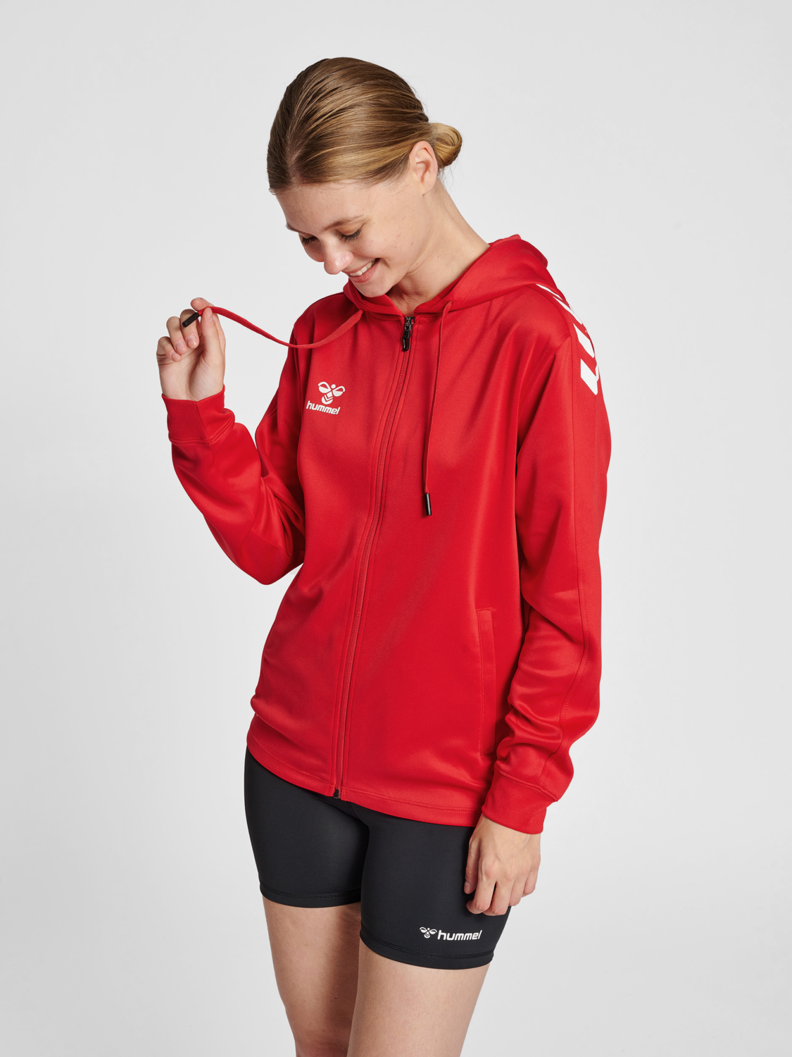 hmlCORE XK POLY ZIP HOOD SWEAT WOMA