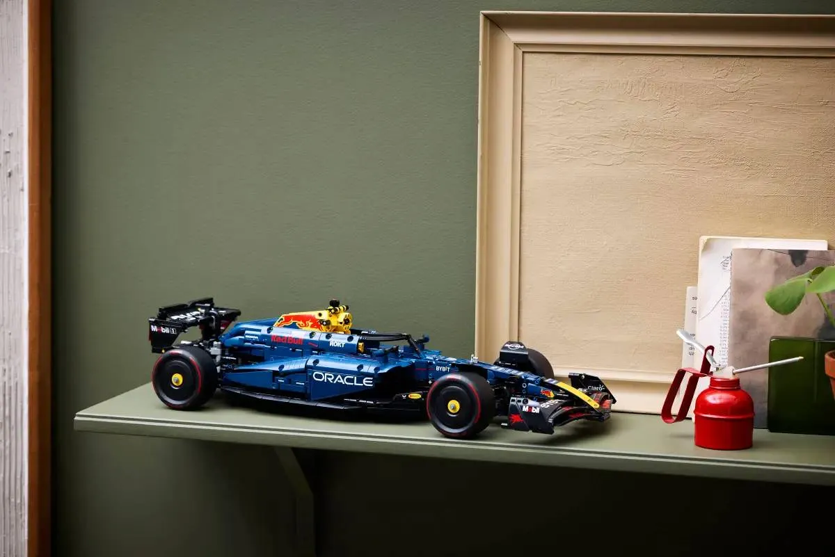 LEGO Technic 42206 Oracle Red Bull Racing RB20 F1-bil