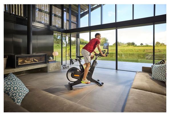 Vélo Indoor Cycling Reebok Z-Tech - Kinomap et Zwift - roue d'inertie 20kg - frein électromagnétique - poids max 150kg