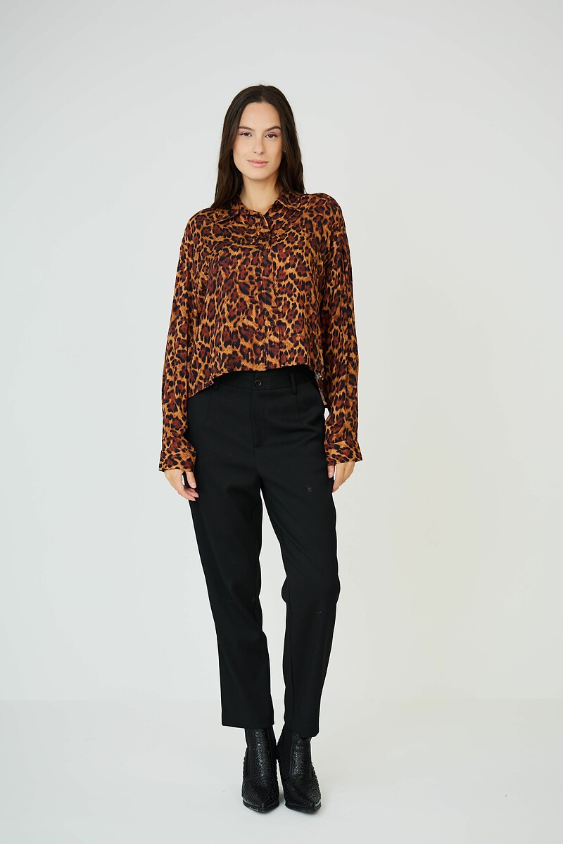 ATÉ BREVE<br>Blusa com decote em V