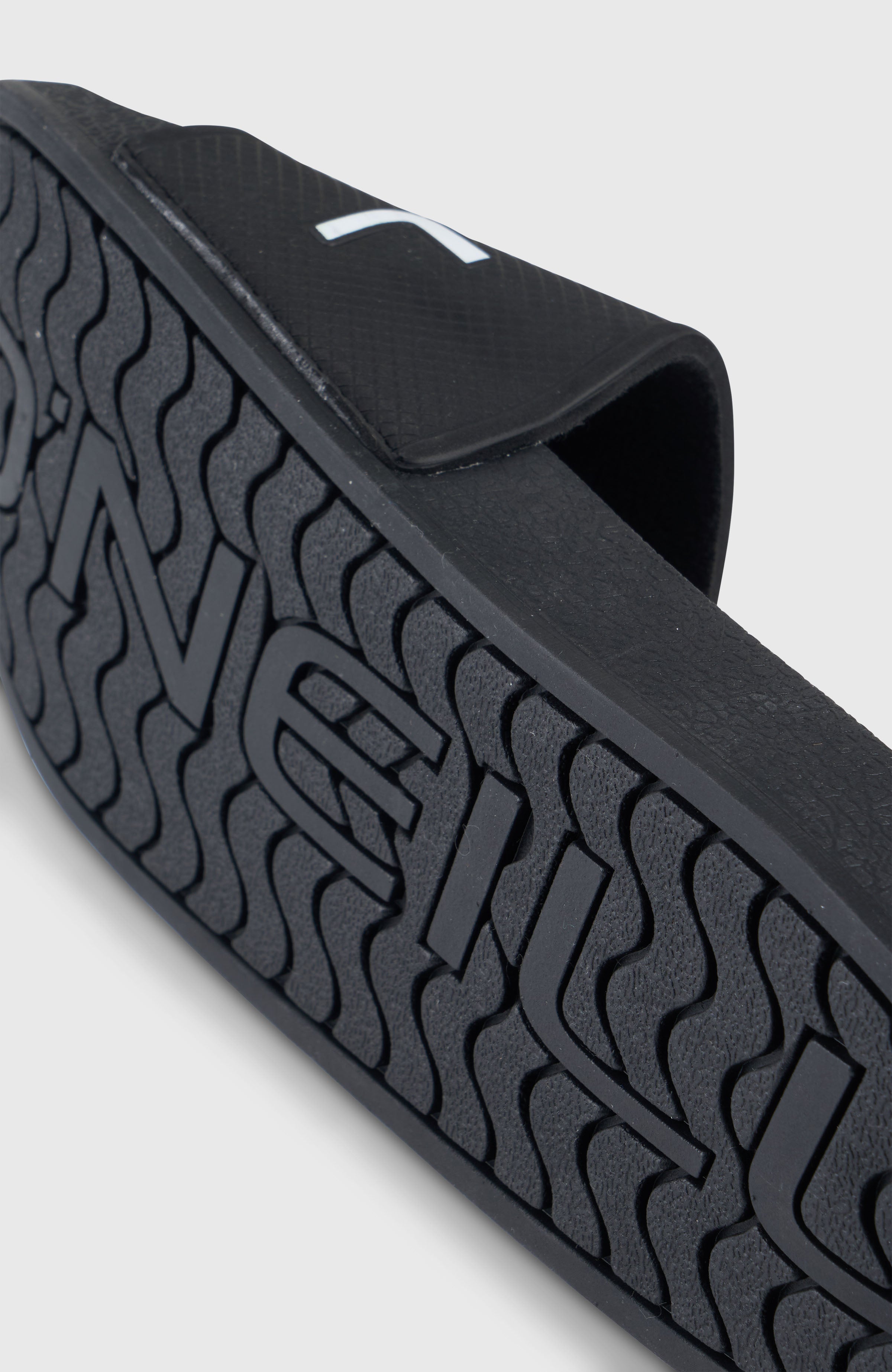 Slippers Logo